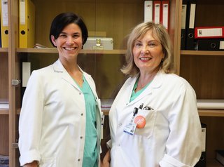 OÄ Dr. Melanie Biesinger und Prim. Clin. Ass. Prof. Dr. Elisabeth Stubenberger, Leiterin der klinischen Abteilung für Allgemein- und Thoraxchirurgie